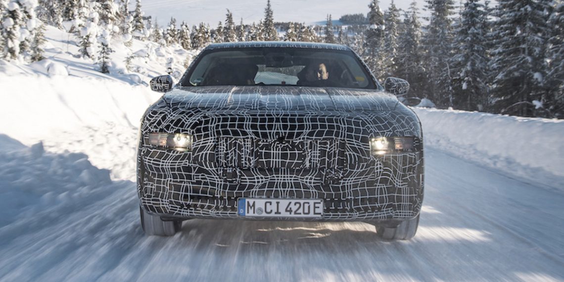 BMW i7 em contagem decrescente