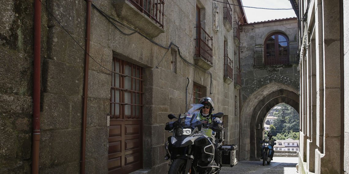 (Foto: LésaLés) O Lés-a-Lés é uma forma diferente de conhecer as entranhas de Portugal.