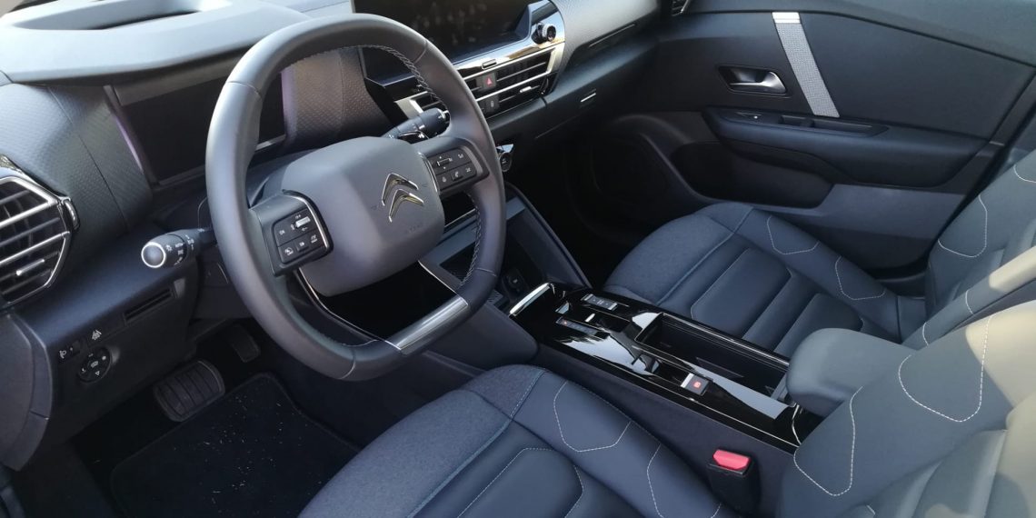 Citroën C4 regressa com tudo