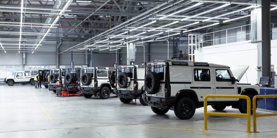 Primeiros INEOS Grenadier prestes a sair da linha de produção