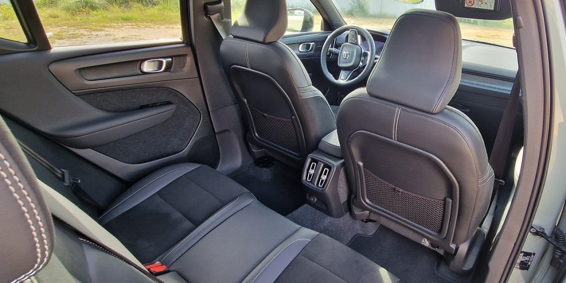 Volvo XC40 Recharge – Lobo em pele de cordeiro