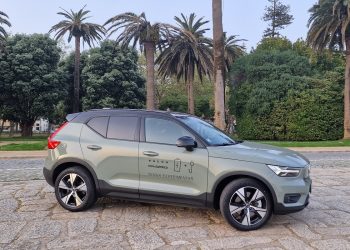 Volvo XC40 Recharge – Lobo em pele de cordeiro