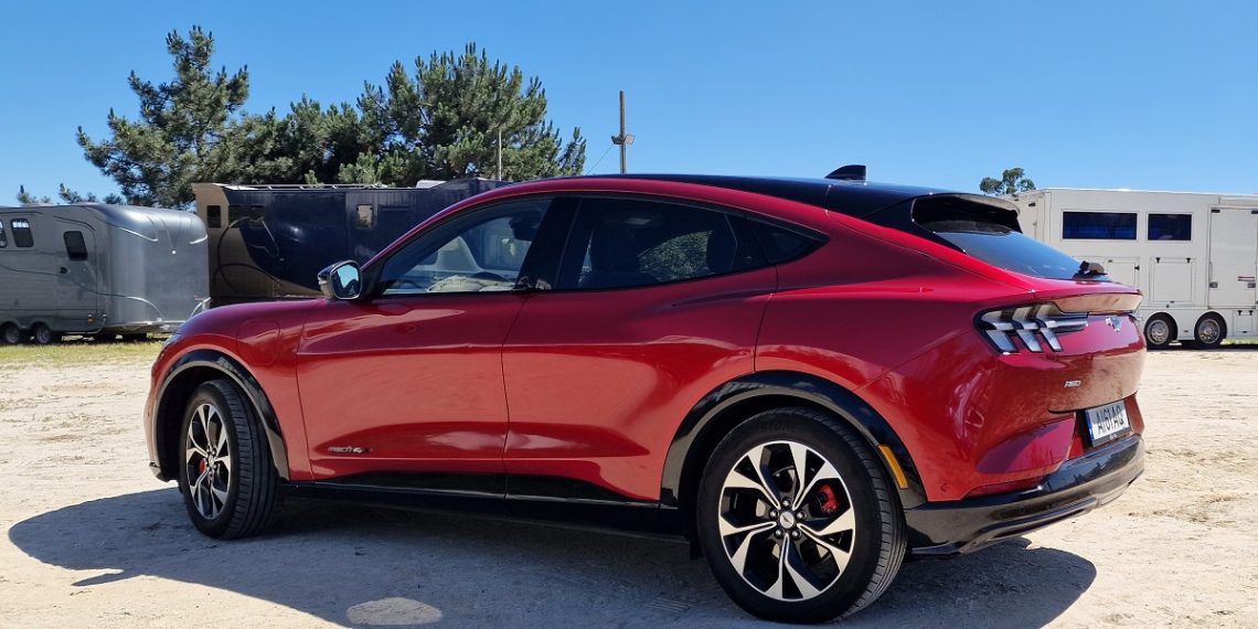 Novo Ford Mustang Mach-e, o novo cavalo selvagem que respeita as gerações futuras