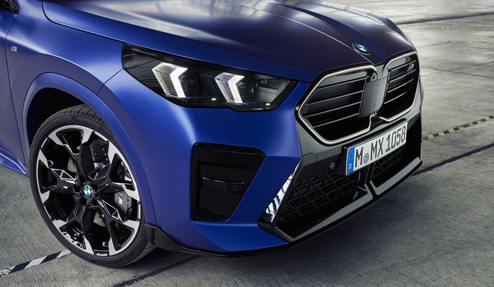 BMW apresenta novo X2 e iX2 na versão 100% elétrica