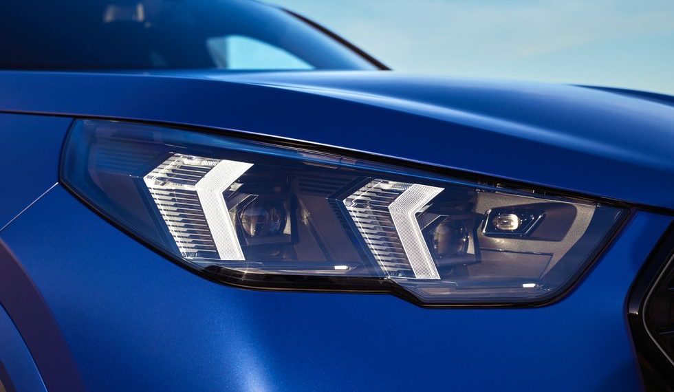 BMW apresenta novo X2 e iX2 na versão 100% elétrica