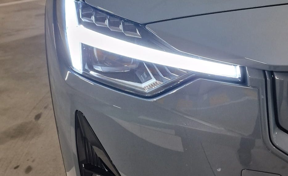Marca Polestar reafirma-se com o novo modelo 2