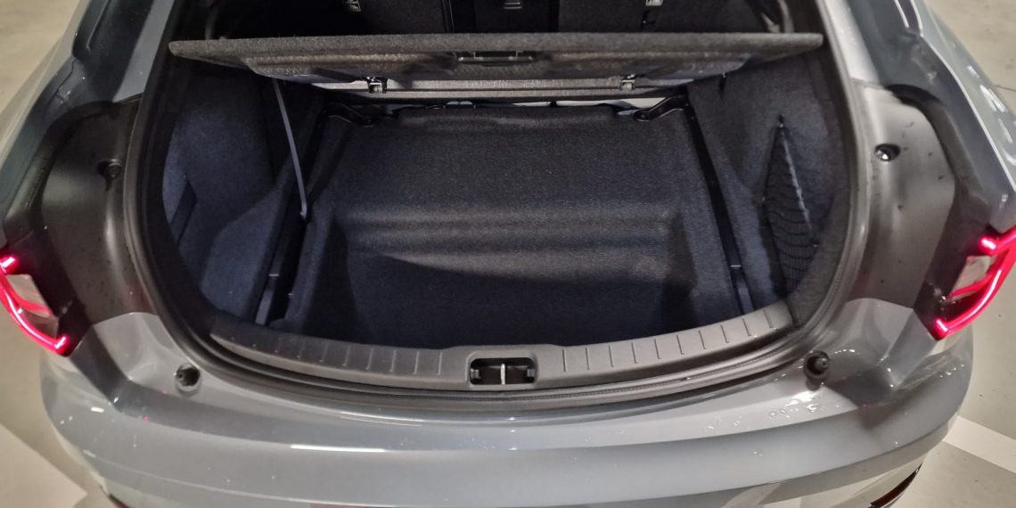 Marca Polestar reafirma-se com o novo modelo 2