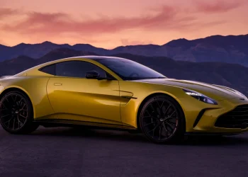 Aston Martin Vantage 2024
