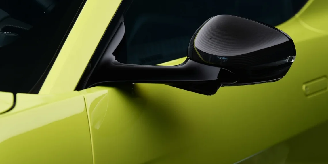 Novo Aston Martin Vantage, 665 cv e 3.4 segundos dos 0-100 km/h