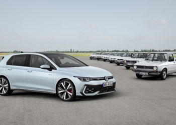 Novo Volkswagen Golf com 100 kms de autonomia na versão Plug-in