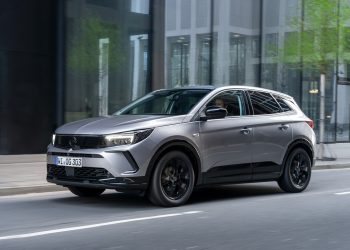 Opel Grandland Hybrid