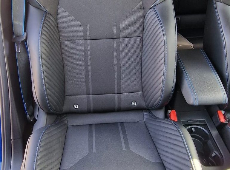 Renault Clio 1.6 E-TECH aprimorado pela Alpine