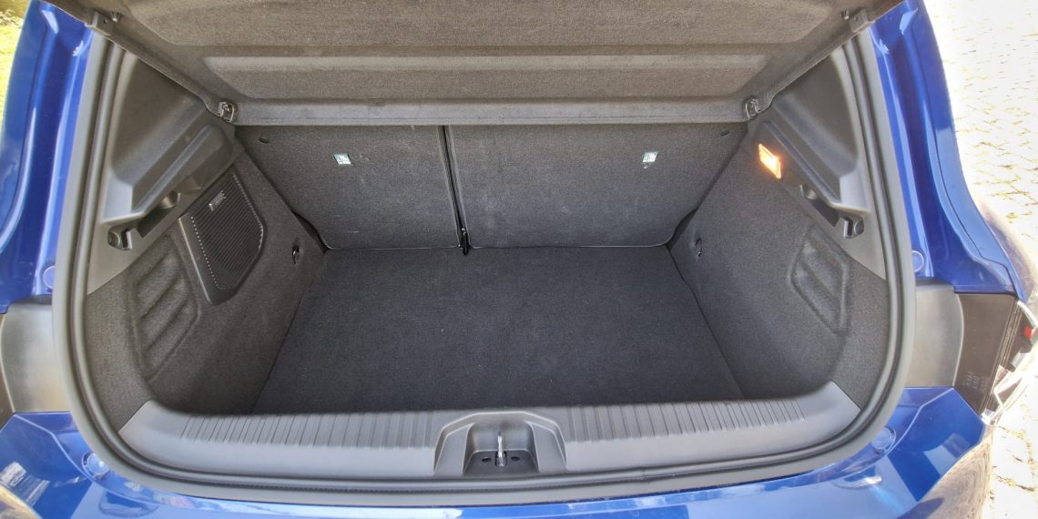 Renault Clio 1.6 E-TECH aprimorado pela Alpine