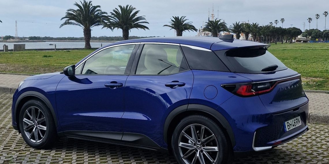 Novo Lexus LBX, pequeno, mas com grandes aspirações!