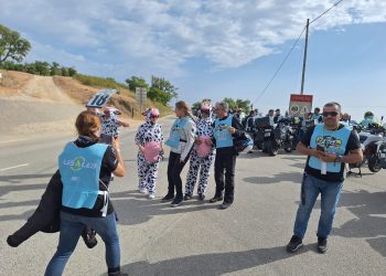 Lés-a-Lés fechou em Faro em ambiente de festa