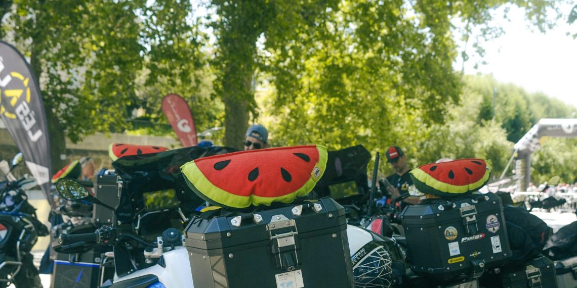 Lés-a-Lés juntou toda a família motociclista