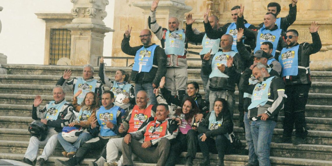 Lés-a-Lés juntou toda a família motociclista