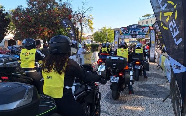Quando o Lés‑a‑Lés começa… no mar